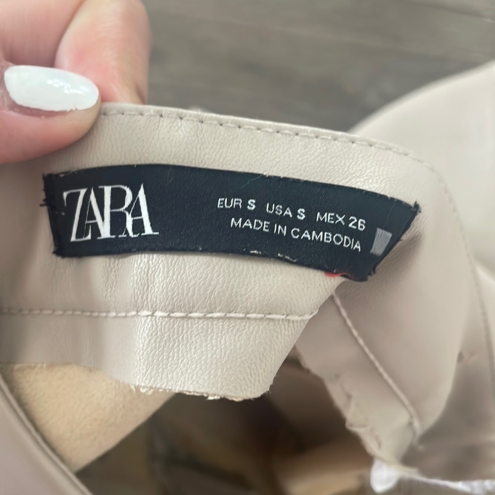 Zara pants - Picture 4 of 11